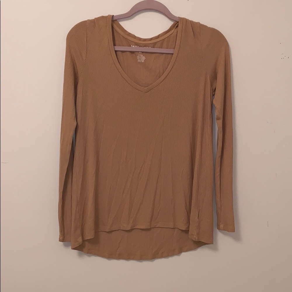 american eagle mustard v neck top